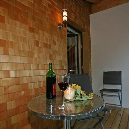 Apartamento Kuenzel By Interhome